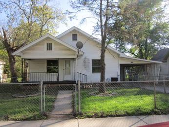 1932 Chestnut St W, Springfield, MO 65802 