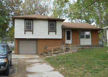 5604 N Quincy Ave, Kansas City, MO 64119 