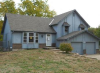 5813 NW Creekview Dr, Kansas City, MO 64152 