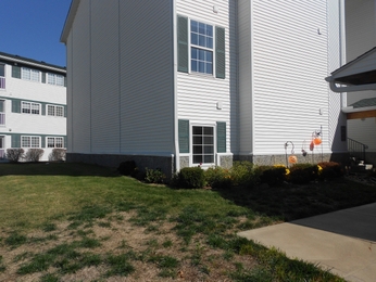 2443 NE 68th St, Gladstone, MO 64118 