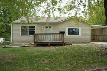 1705 N Hocker Ave, Independence, MO 64050 