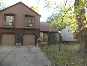 421 Northeast 90th Ter, Kansas City, MO 64155 