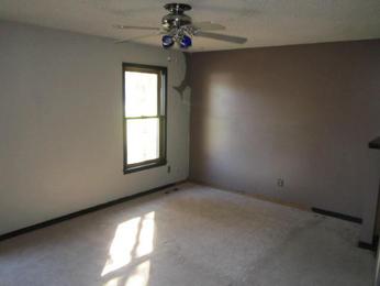 716 S Barnes Ave, Springfield, MO 65802 