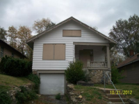 3515 Mersington Ave, Kansas City, MO 64128 