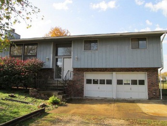 103 Woodriver Rd, Lake Ozark, MO 65049 