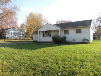 511 SE Florence Ave, Lees Summit, MO 64063 