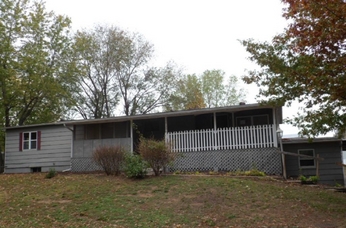 208 Lancelot Drive, Harrisonville, MO 64701 