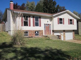 4553 Dakota Trl, Saint Charles, MO 63304 