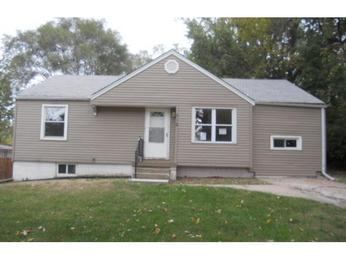 518 NE 43rd St, Kansas City, MO 64116 