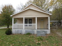 226 Valley St, Excelsior Springs, MO 64024 