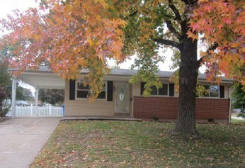 1545 Orangedale Ln, Florissant, MO 63031 