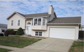 1319 Pegasus Trl, St Peters, MO 63376 