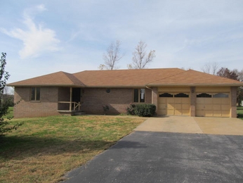 4047 S Farm Rd 103, Brookline Station, MO 65619 