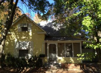 427 W Pleasant St, Aurora, MO 65605 