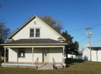 104 Stella St, Concordia, MO 64020 