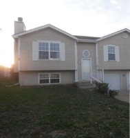 1911 Chestnut Dr, Pleasant Hill, MO 64080 