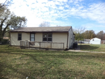 11012 N Campbell St, Kansas City, MO 64155 