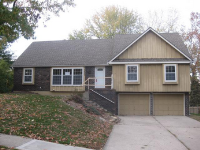 1000 N Forest Ln, Liberty, MO 64068 