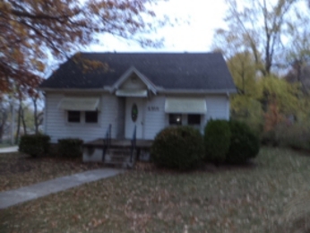 4510 Walrond Ave N, Kansas City, MO 64117 