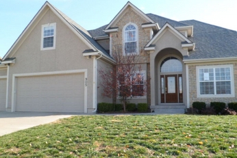 905 Terrace Drive, Raymore, MO 64083 