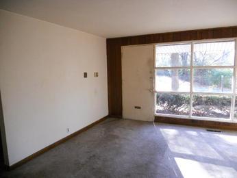 10454 Monarch Dr, Saint Louis, MO 63136 