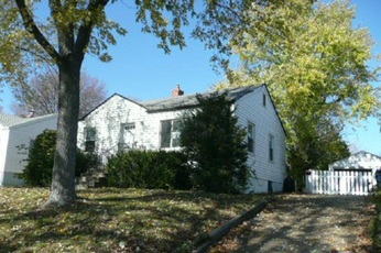 10605 Saint Michael Ln, Saint Ann, MO 63074 