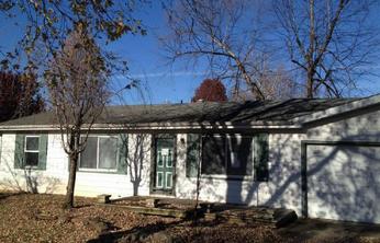 616 Pershing St, Willard, MO 65781 