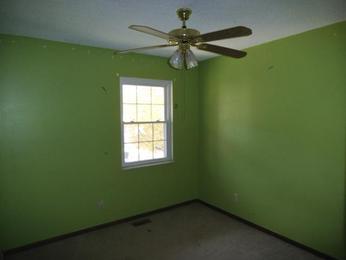 1832 Cottonwood Dr, Imperial, MO 63052 