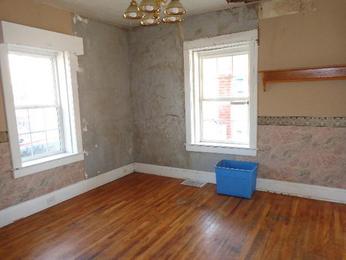 1508 Hough St, Jefferson City, MO 65101 