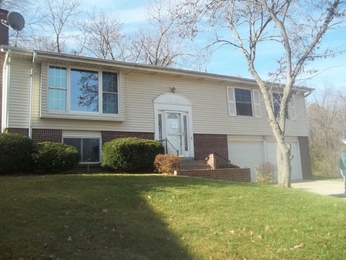 1972 Ox Bow Ln, Saint Louis, MO 63138 