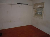 615 Creststone Dr, Florissant, MO 63033 