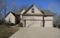 6008 NE Agate Cir, Lees Summit, MO 64064 