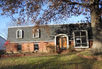 6641 Blossom View Dr, Florissant, MO 63033 