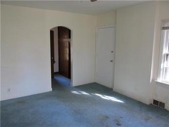 7228 Henderson Ave, Saint Louis, MO 63121 