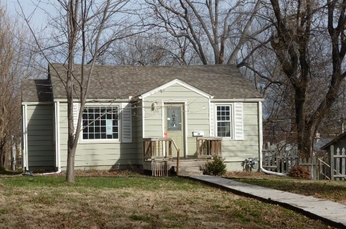 406 E Devon Street, Independence, MO 64055 