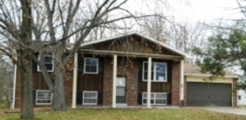 3000 Thrush Dr, Saint Charles, MO 63301 