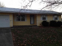 179 South St, Hollister, MO 65672 