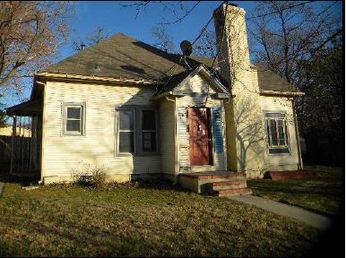 517 N Jackson Ave, Joplin, MO 64801 