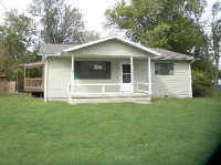 302 S Bobbiesmith St, Diamond, MO 64840 