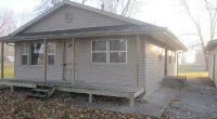 712 S Allen St, Centralia, MO 65240 