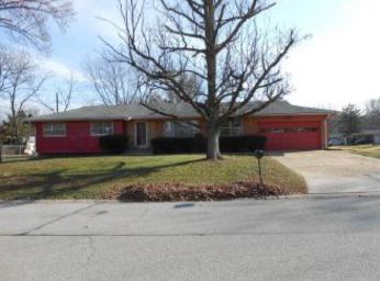 9660 Weyburn Dr, St Louis, MO 63136 