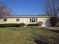 1427 Widefields Ln, Saint Louis, MO 63138 