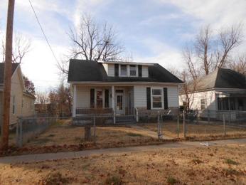1016 E Pacific St, Springfield, MO 65803 