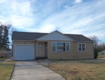 2802 E 11th St, Joplin, MO 64801 