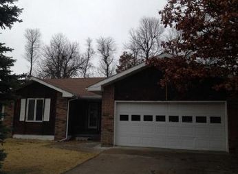 3419 W Camelot St, Springfield, MO 65807 