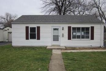 22 Rissant Drive, Florissant, MO 63031 