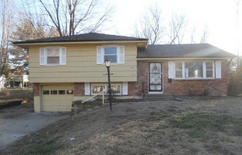 905 NE 60th Ter, Kansas City, MO 64118 