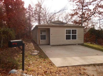 1004 Stegall Rd, Merriam Woods Village, MO 65740 