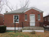 1336 Coolidge Dr, Saint Louis, MO 63132 