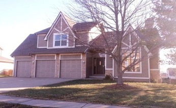 3201 NE 70th Ter, Gladstone, MO 64119 